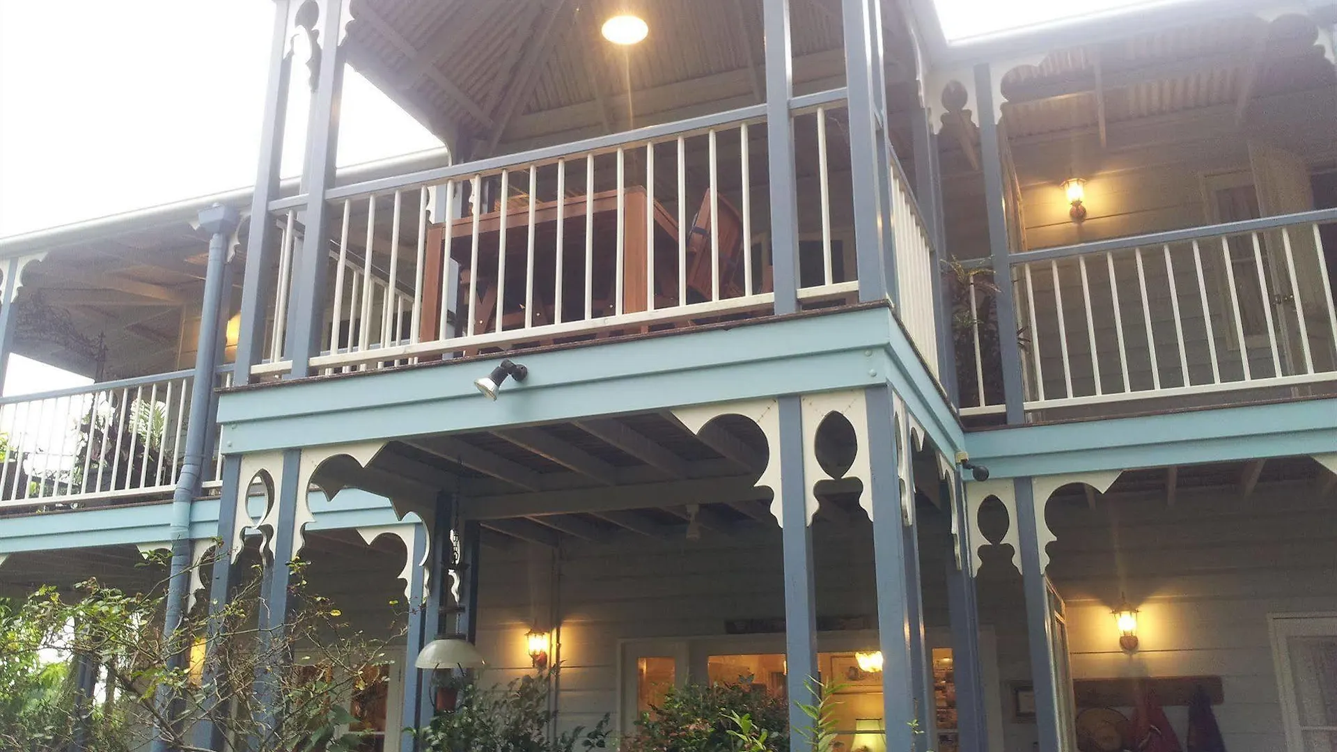Amore Mt Tamborine Brisbane