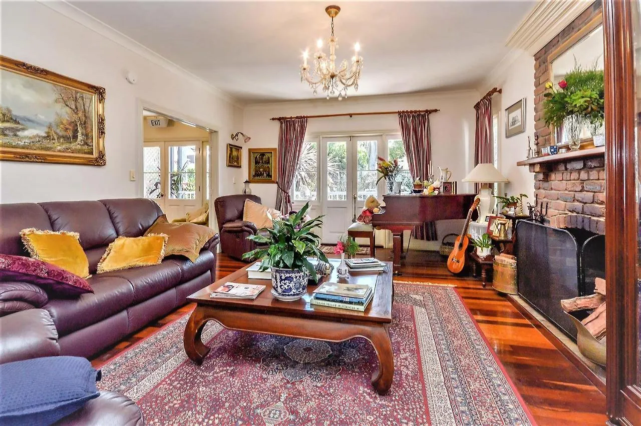 **** Bed & Breakfast Amore Mt Tamborine Brisbane Australia